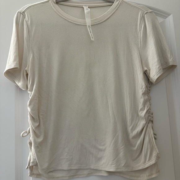 Lululemon sz top - Picture 5 of 6